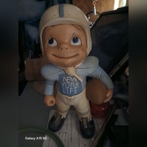 1970 ceramic football player